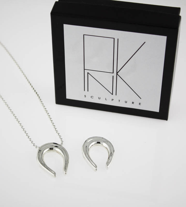 Ottawa_Silver_Jewelry_horseshoe_pendant_style_denim